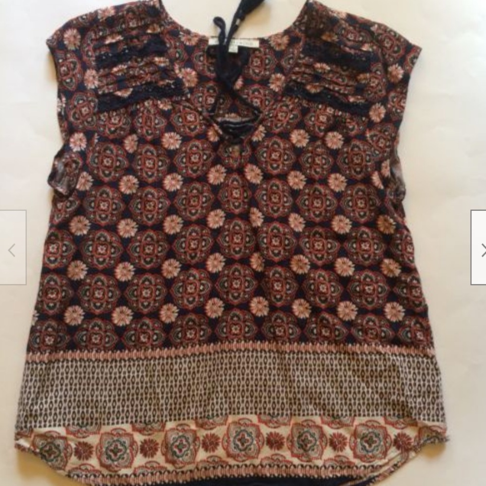 Daniel Rainn Navy Blue patterned blouse size M